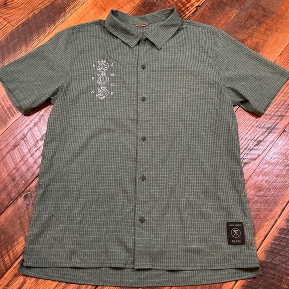Roark Run Amok Bless Up Trail Shirt Green Grid Men’s M | Performance Travel - Picture 3 of 11